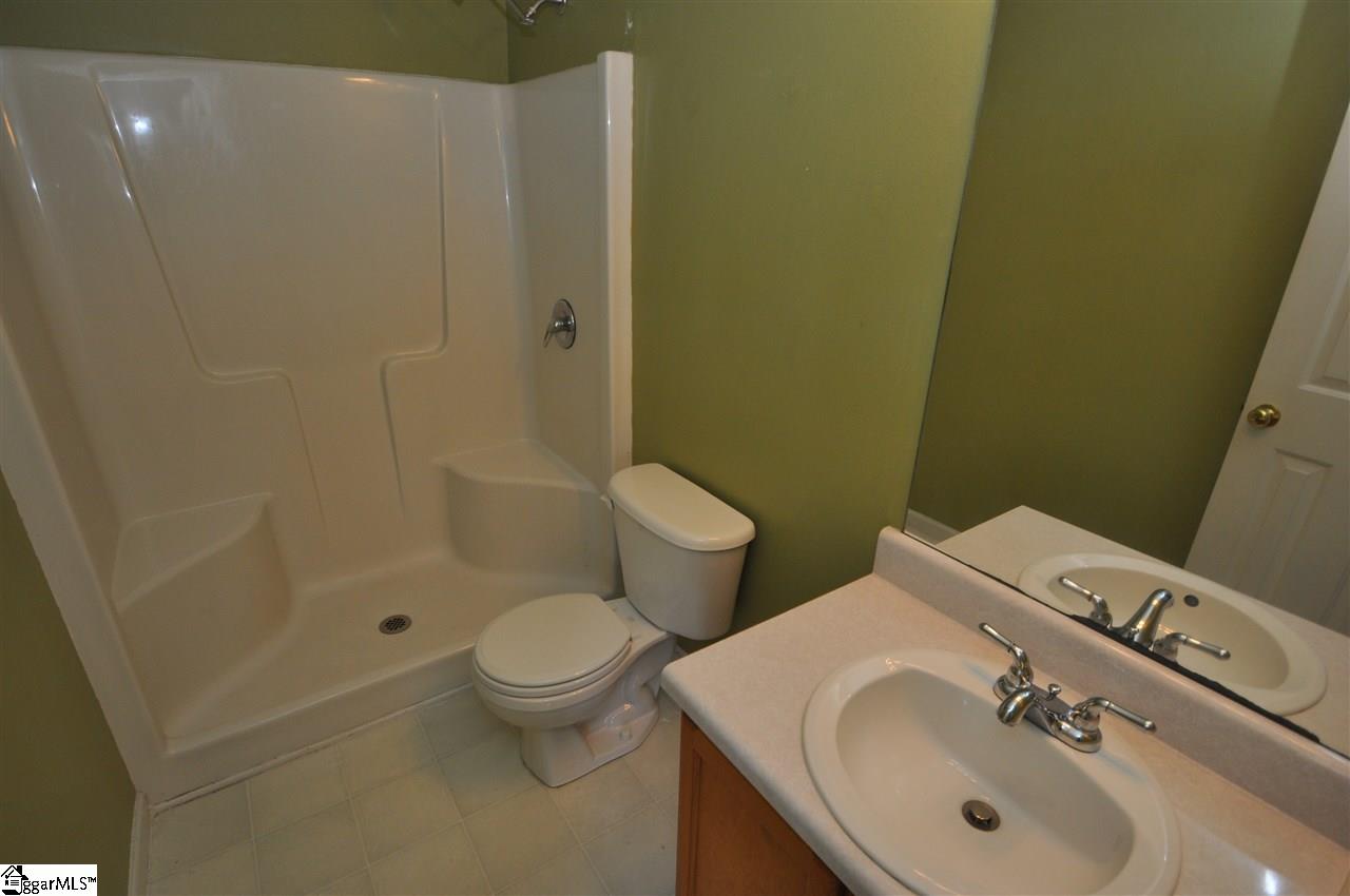 2002 Small Meadows Court Fountain Inn, SC 29644 - Photo 23 of 25 Gallery Image 23
