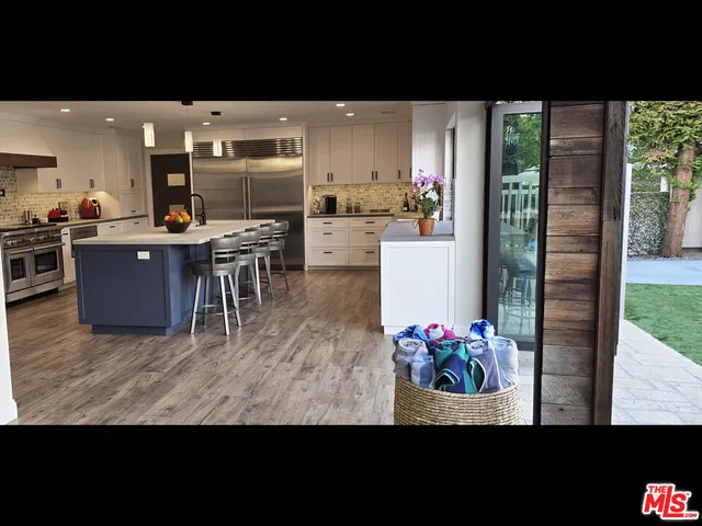 $12,000 | 4744 Haskell Avenue, Encino, CA 91436