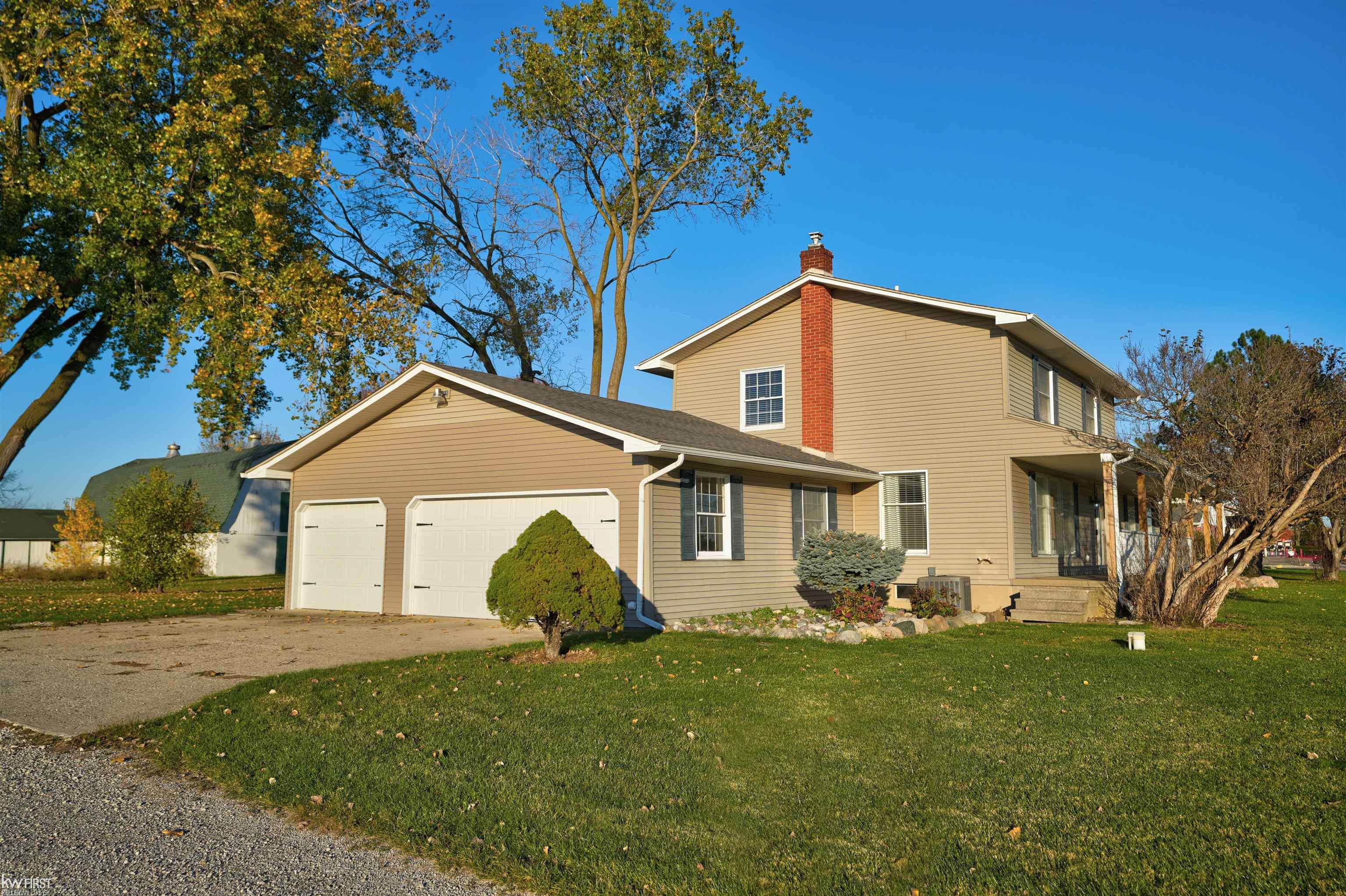 7042 Corunna Road Flint, MI 48532 - Photo 7 of 71 50193056-fb55af67-e11c-4c80-b0a6-99fcb756fe28.JPG