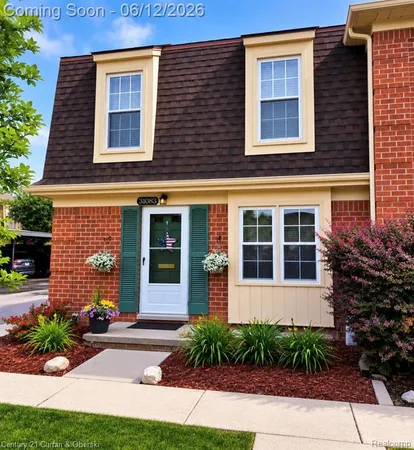 $149,999 | 31083 Hoover Road, Unit 12, Warren, MI 48093