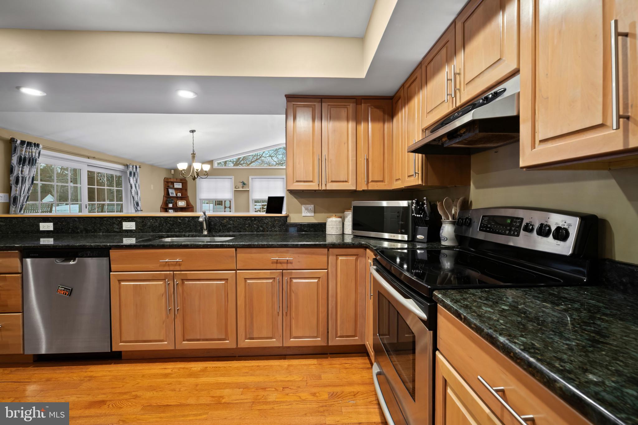 1501 Keystone Drive Hatfield, PA 19440 - Photo 23 of 45 Kitchen featuring stainless steel appliances, susp