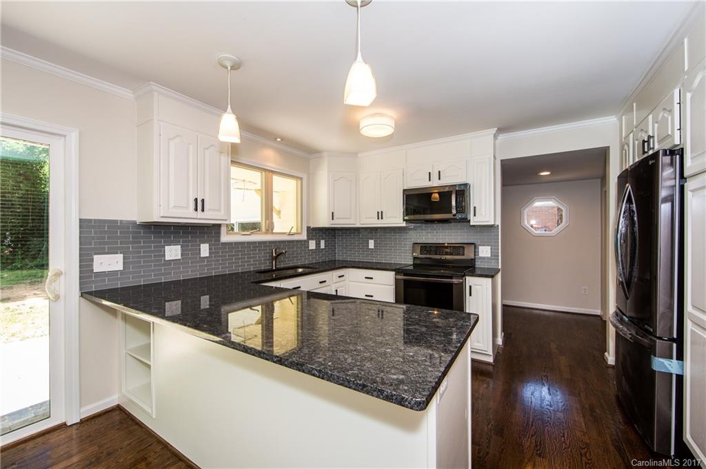 737 Lochridge Road Charlotte, NC 28209 - Photo 2 of 24