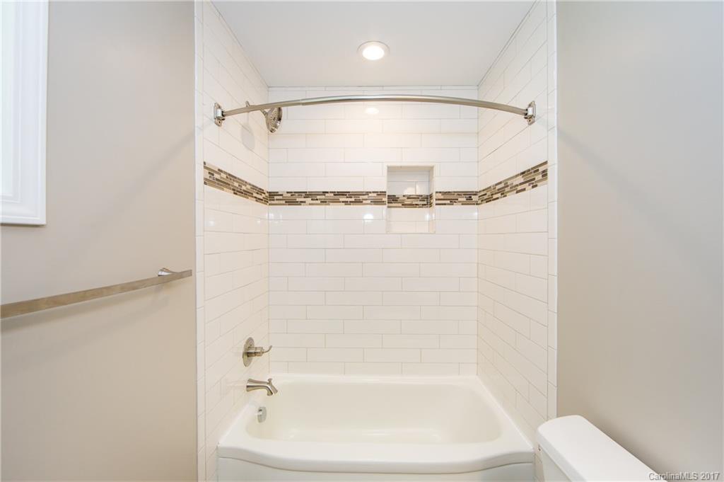 737 Lochridge Road Charlotte, NC 28209 - Photo 16 of 24