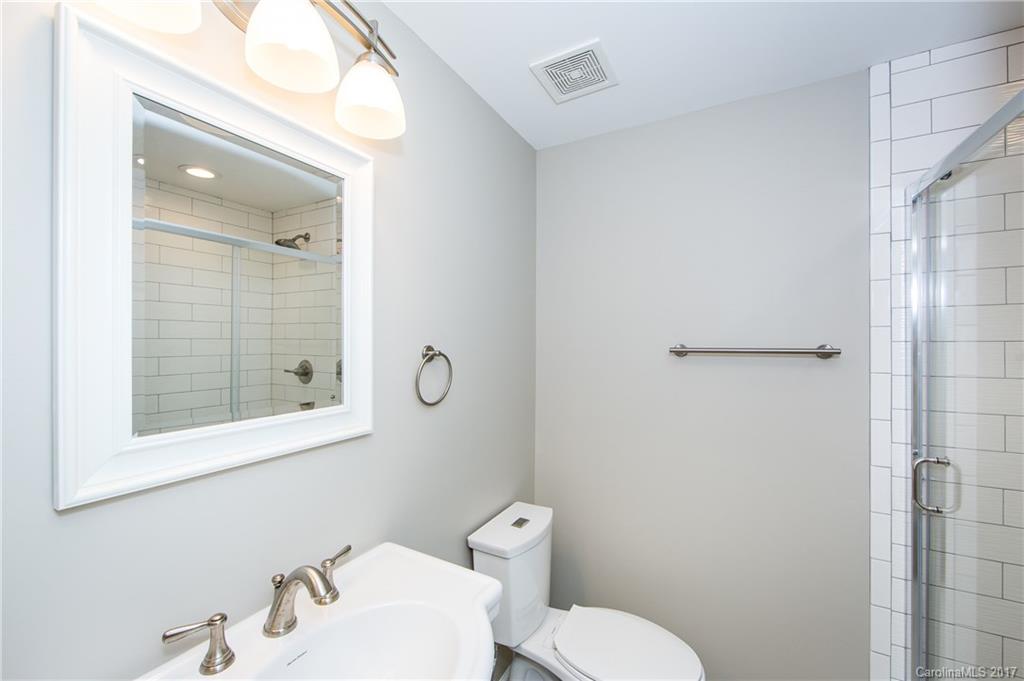 737 Lochridge Road Charlotte, NC 28209 - Photo 17 of 24