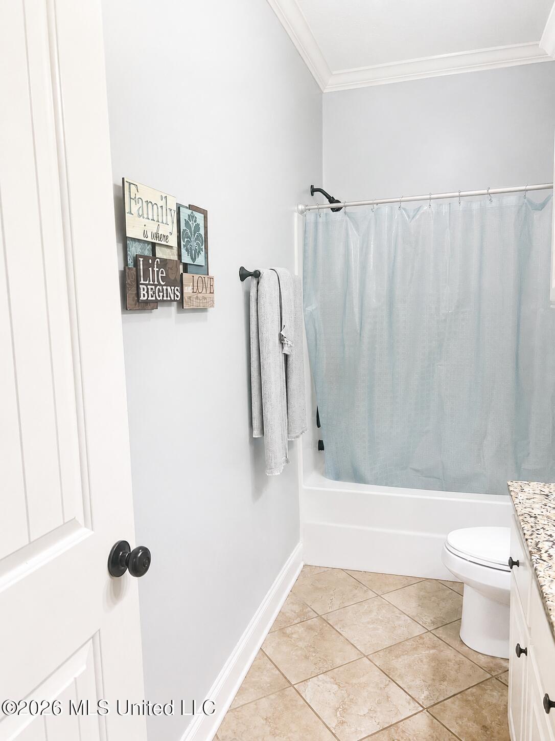 114 Germany Drive Canton, MS 39046 - Photo 10 of 13 bathroom