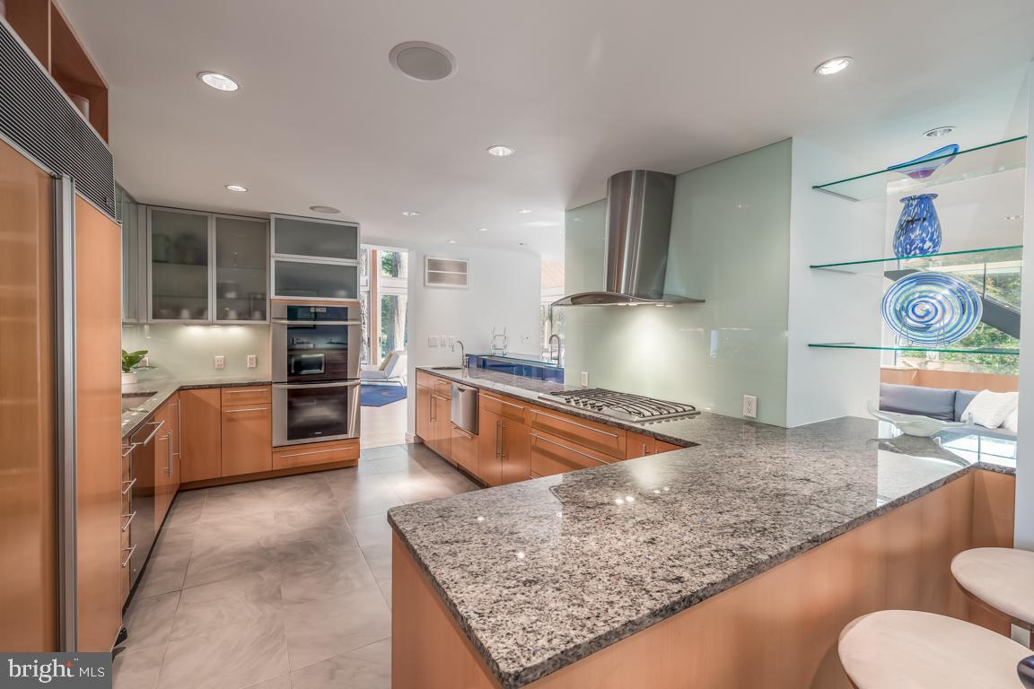 6575 Braddock Road Alexandria, VA 22312 - Photo 15 of 48