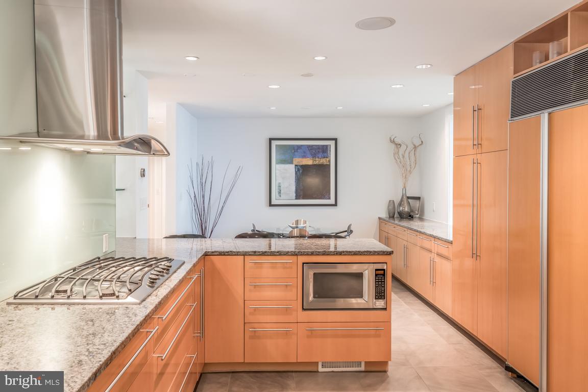 6575 Braddock Road Alexandria, VA 22312 - Photo 17 of 48