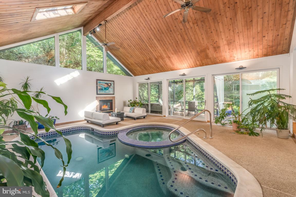 6575 Braddock Road Alexandria, VA 22312 - Photo 21 of 48