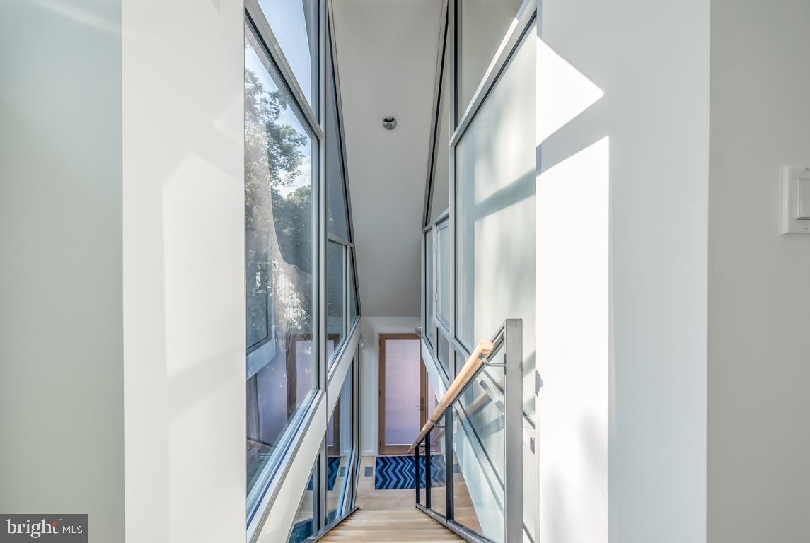 6575 Braddock Road Alexandria, VA 22312 - Photo 22 of 48