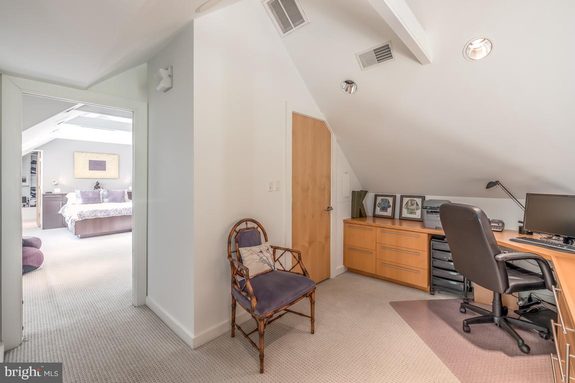 6575 Braddock Road Alexandria, VA 22312 - Photo 25 of 48