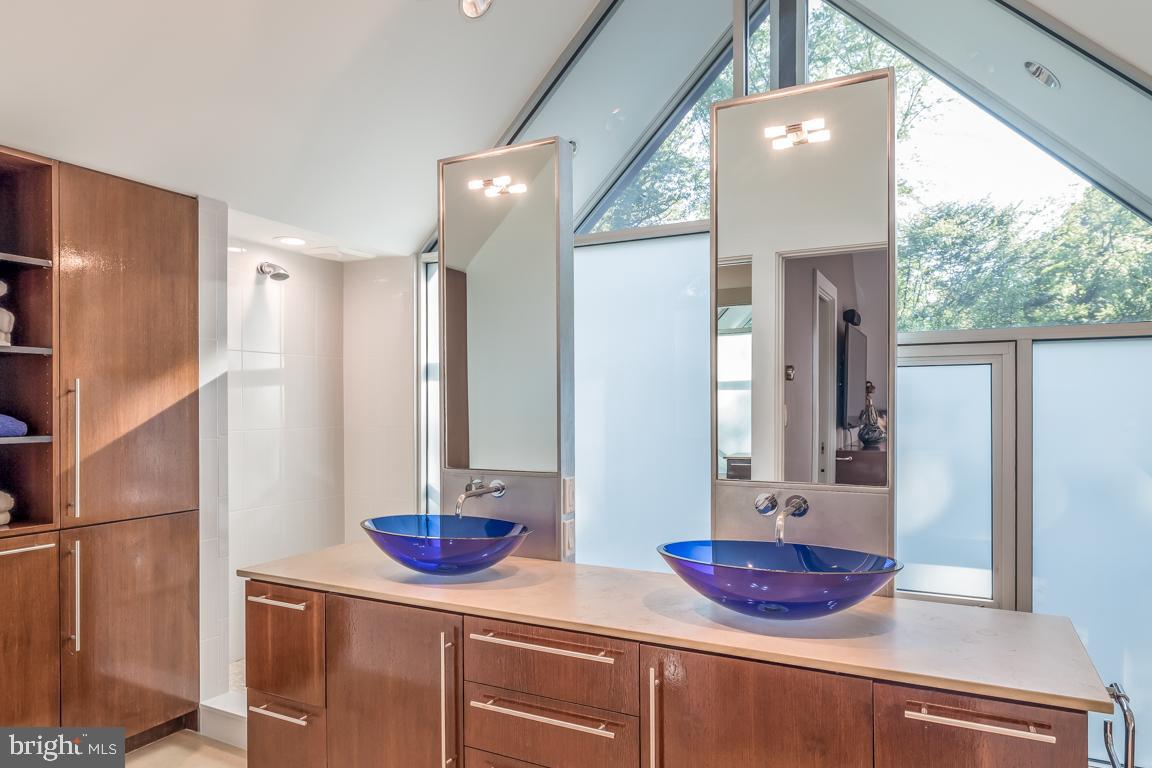 6575 Braddock Road Alexandria, VA 22312 - Photo 29 of 48