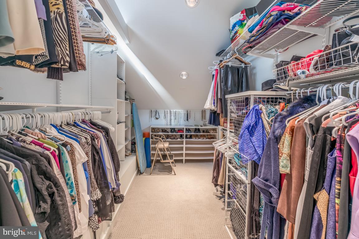 6575 Braddock Road Alexandria, VA 22312 - Photo 33 of 48