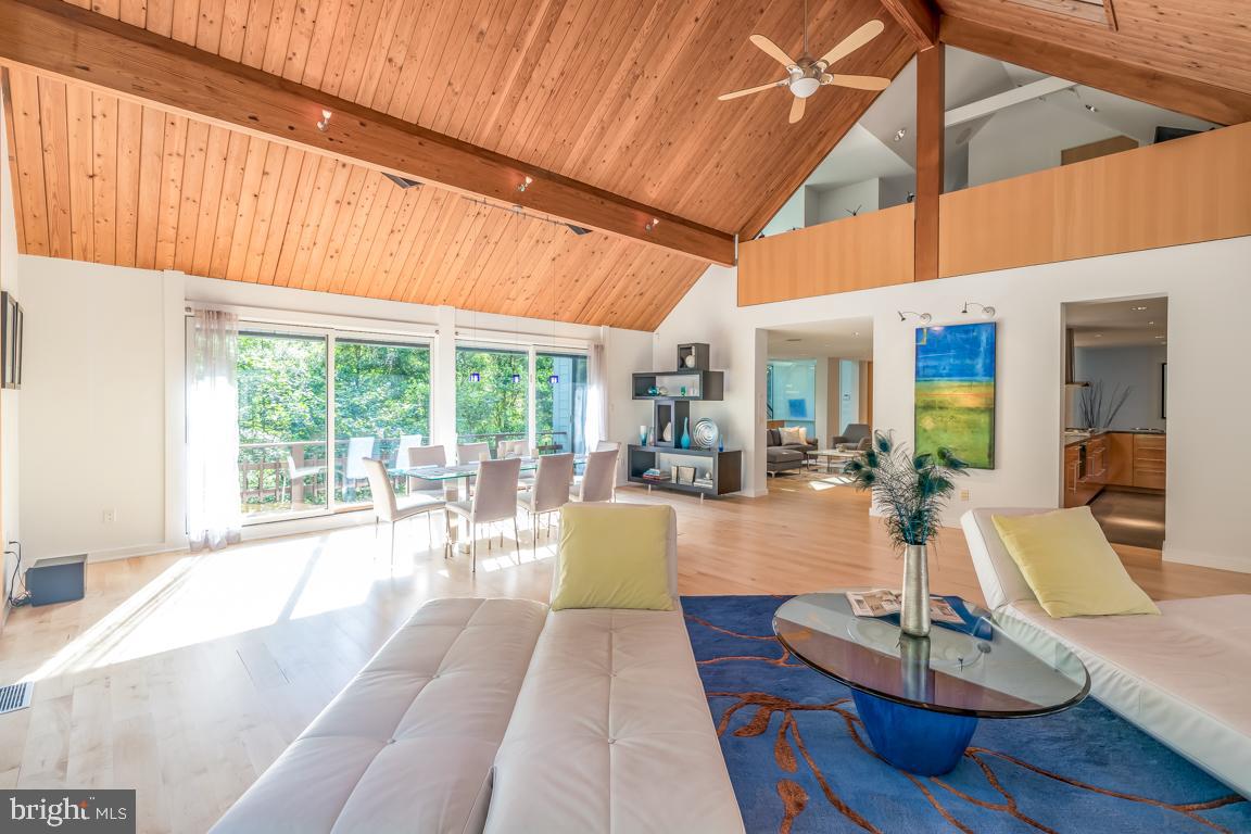 6575 Braddock Road Alexandria, VA 22312 - Photo 9 of 48