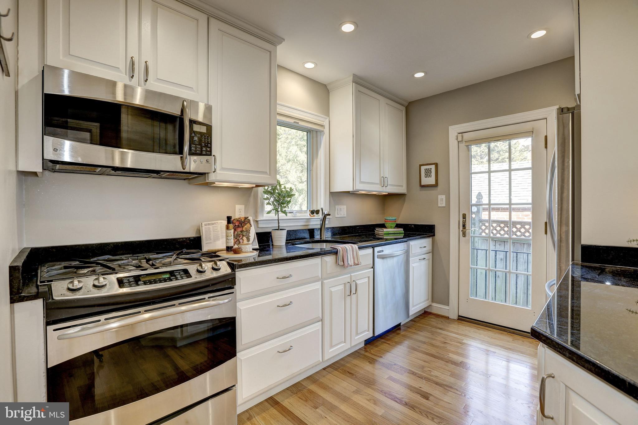 4505 Sleaford Road Bethesda, MD 20814 - Photo 7 of 11 Gallery Image 7