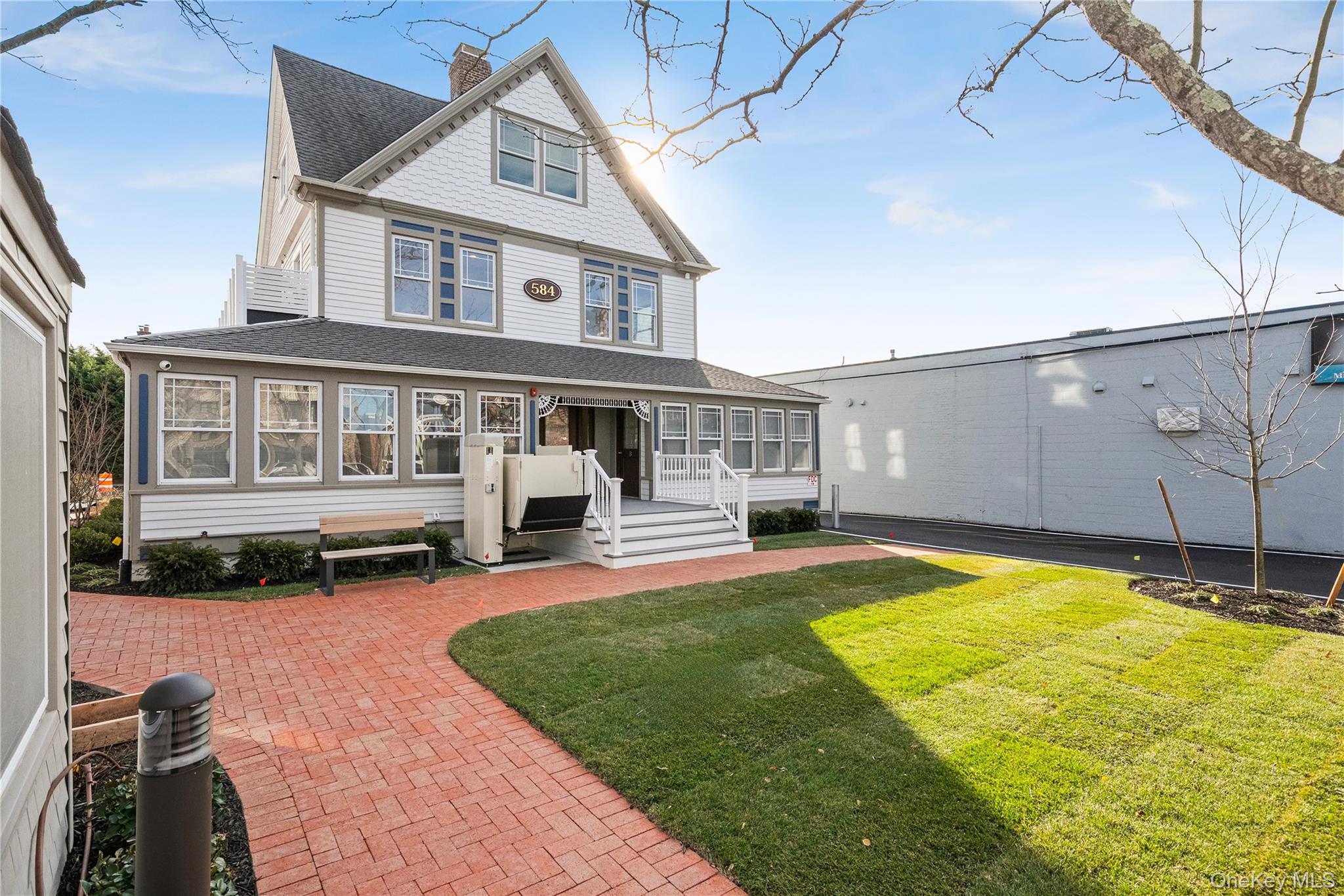 584 Main Street, Unit 1 Islip, NY 11751 - Photo 2 of 15