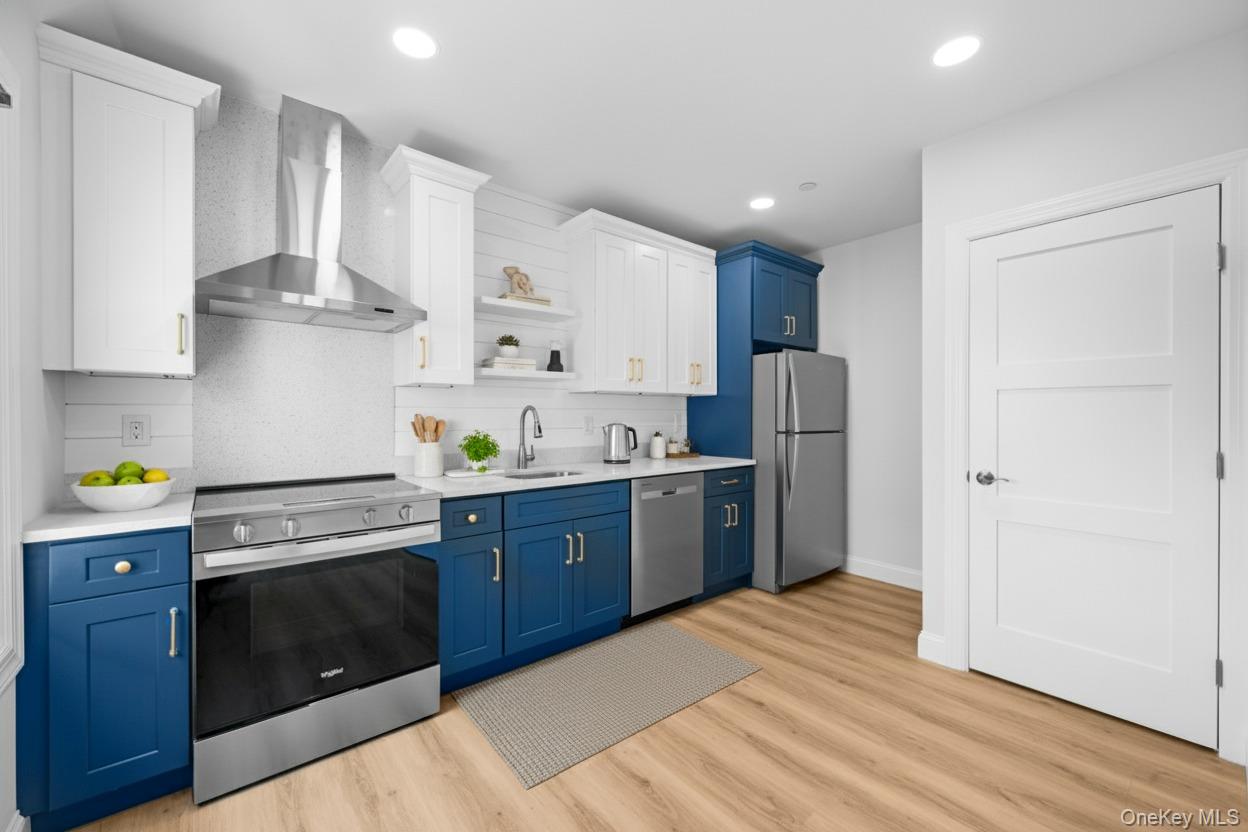 584 Main Street, Unit 1 Islip, NY 11751 - Photo 4 of 15 Digitally Staged