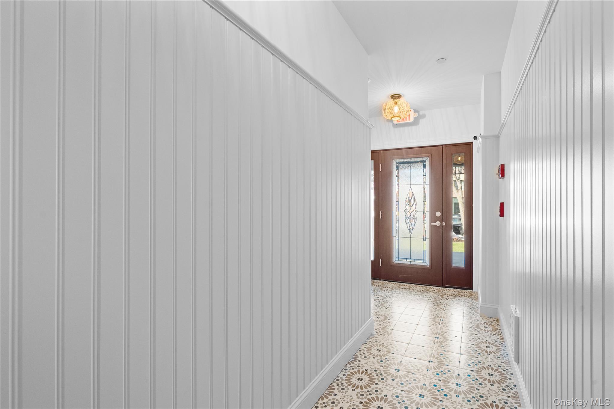 584 Main Street, Unit 1 Islip, NY 11751 - Photo 10 of 15