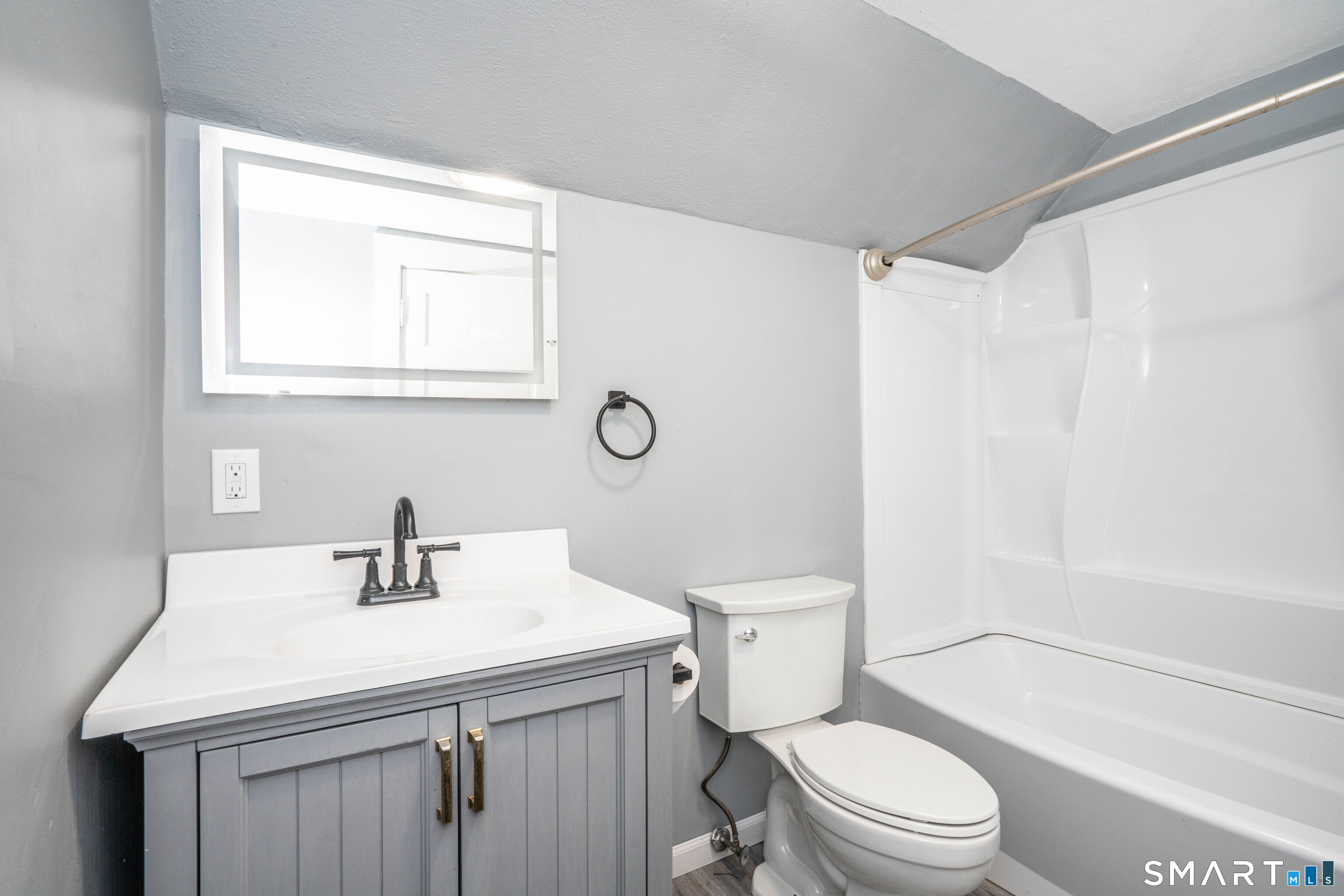 109 Grennan Road West Hartford, CT 06107 - Photo 40 of 40