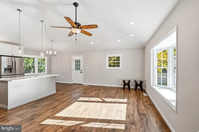 $3,200 | 4925 Church Road, Mount Laurel, NJ 08054