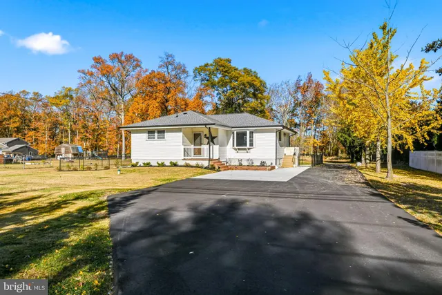 $3,200 | 4925 Church Road, Mount Laurel, NJ 08054