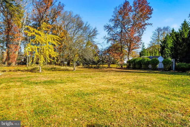 $3,200 | 4925 Church Road, Mount Laurel, NJ 08054