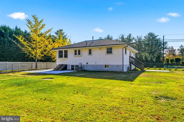 $3,200 | 4925 Church Road, Mount Laurel, NJ 08054