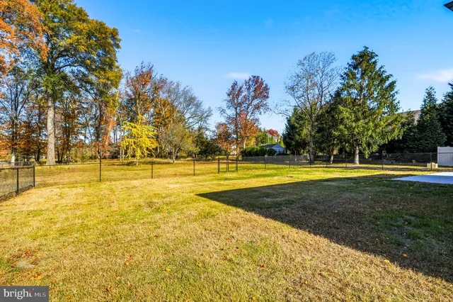 $3,200 | 4925 Church Road, Mount Laurel, NJ 08054