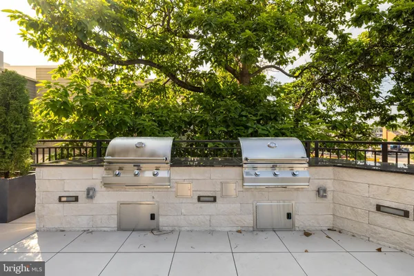 $1,899,900 | 6718 Lowell Avenue, Unit PH906, McLean, VA 22101