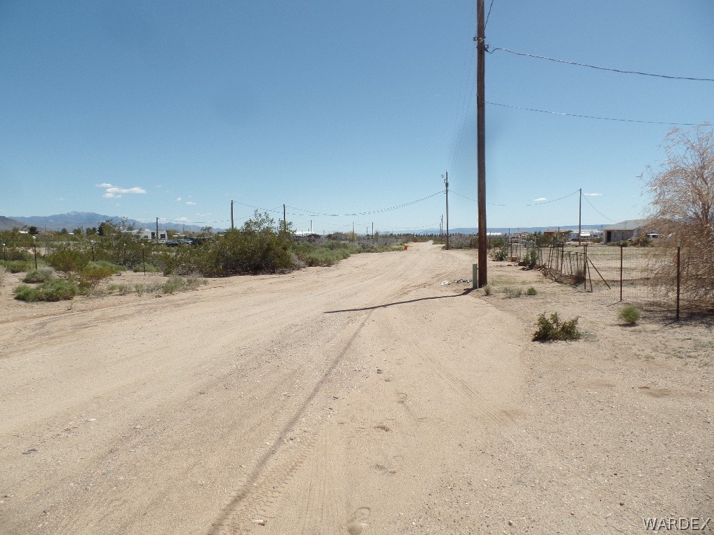 3661 Aguila Road Golden Valley, AZ 86413 - Photo 3 of 41 Gallery Image 3