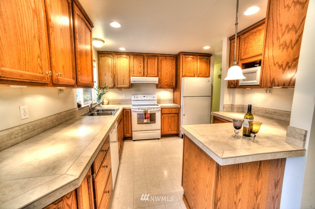 24114 7th Place West Bothell, WA 98021 - Photo 3 of 19