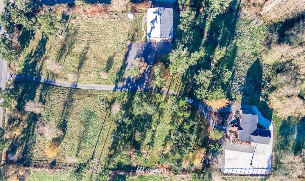 3170 North Heller Road Oak Harbor, WA 98277 - Photo 1 of 25 Gallery Image 1