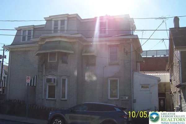 a view of a building