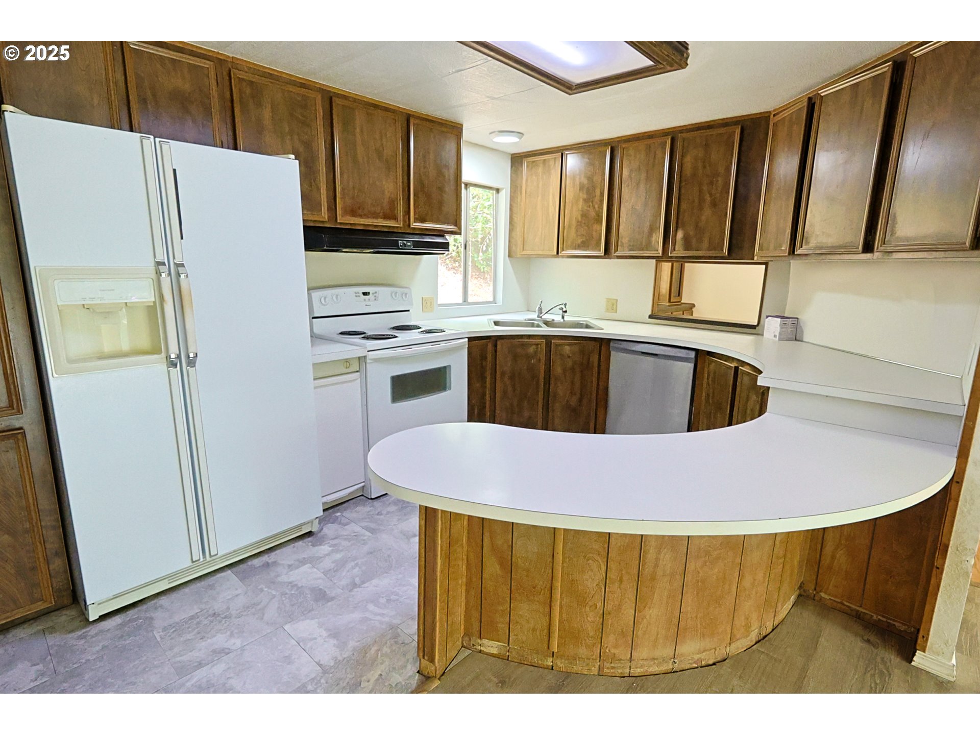 60272 Acme Lane Coos Bay, OR 97420 - Photo 16 of 48