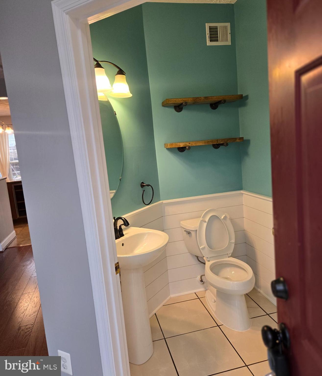 4512 Warm Stone Circle Perry Hall, MD 21128 - Photo 9 of 38