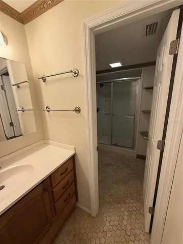 $80,000 | 1130 North Lake Parker Avenue, Unit E336, Lakeland, FL 33805