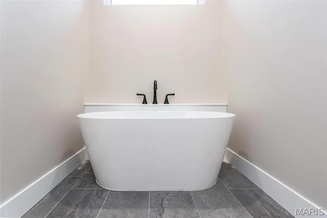 $529,000 | 2745 Bristol Way, Glen Carbon, IL 62034