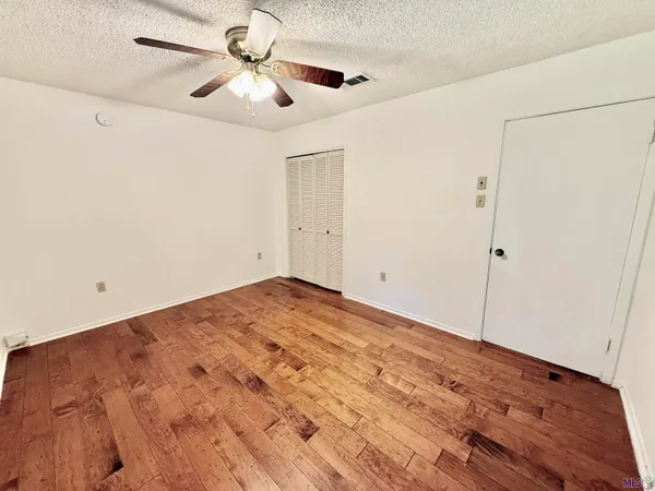 $1,400 | 8846 Metairie Drive, Baton Rouge, LA 70810