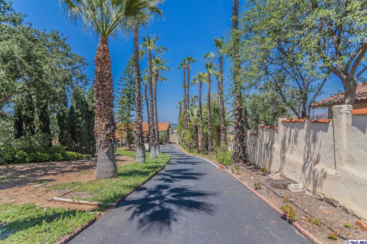 14500 Viewcrest Drive Riverside, CA 92503 - Photo 2 of 36 Additional Photo