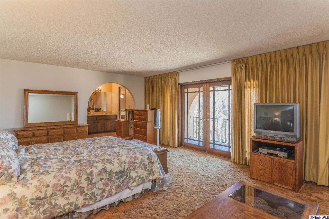 14500 Viewcrest Drive Riverside, CA 92503 - Photo 17 of 36 Additional Photo