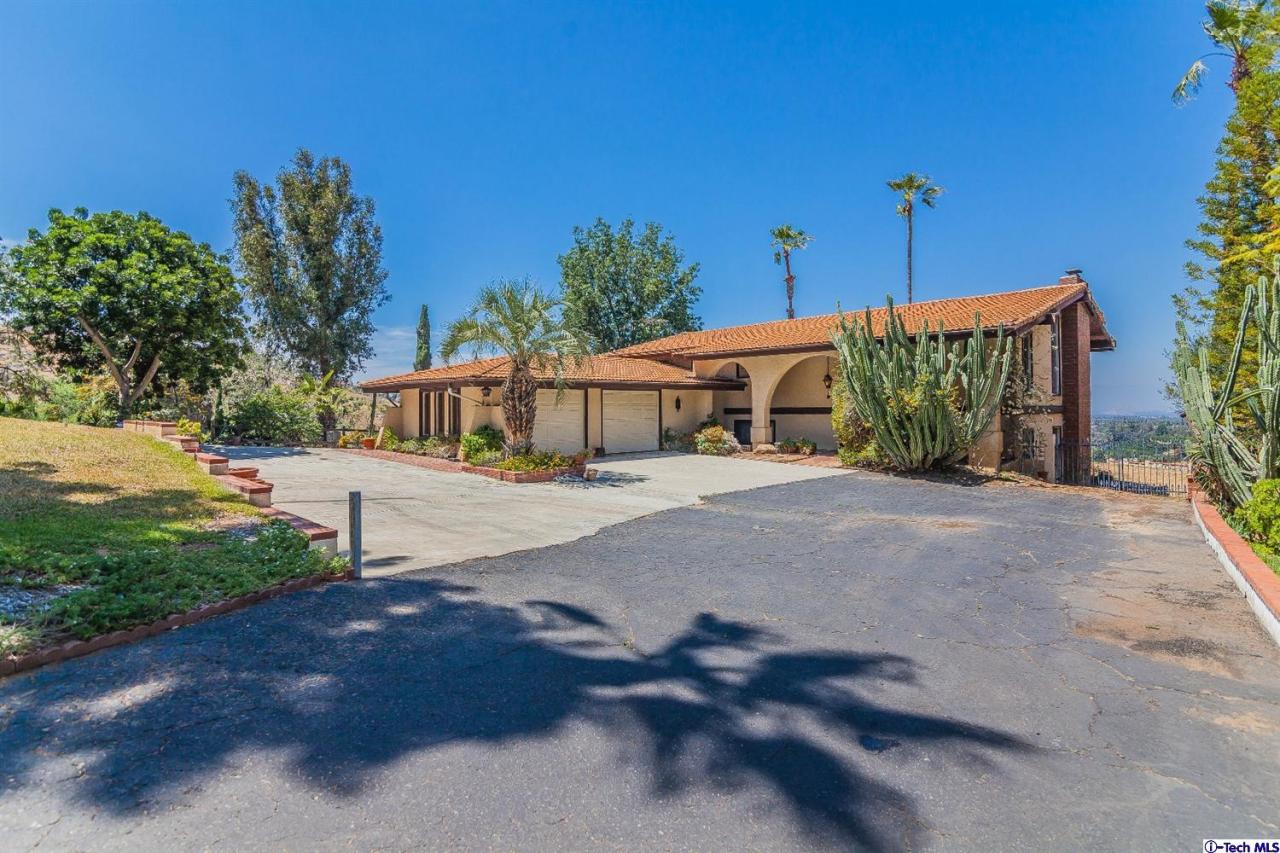 14500 Viewcrest Drive Riverside, CA 92503 - Photo 4 of 36 Additional Photo