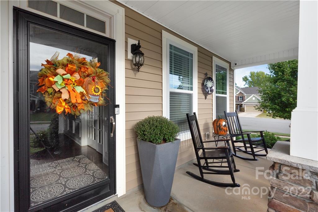 1547 Hedge Apple Road Clover, SC 29710 - Photo 3 of 34 Gallery Image 3