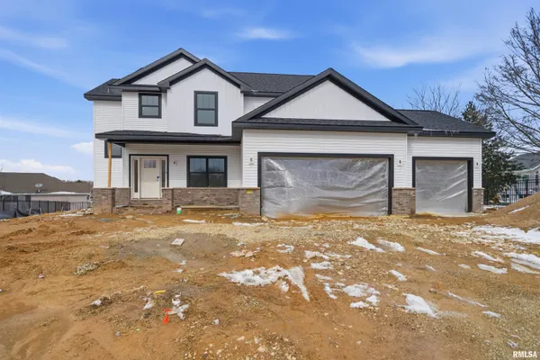 $514,900 | 256 Karagen Circle, Germantown Hills, IL 61548