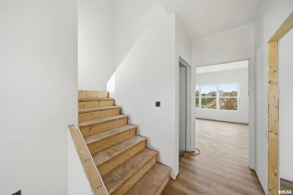 $514,900 | 256 Karagen Circle, Germantown Hills, IL 61548