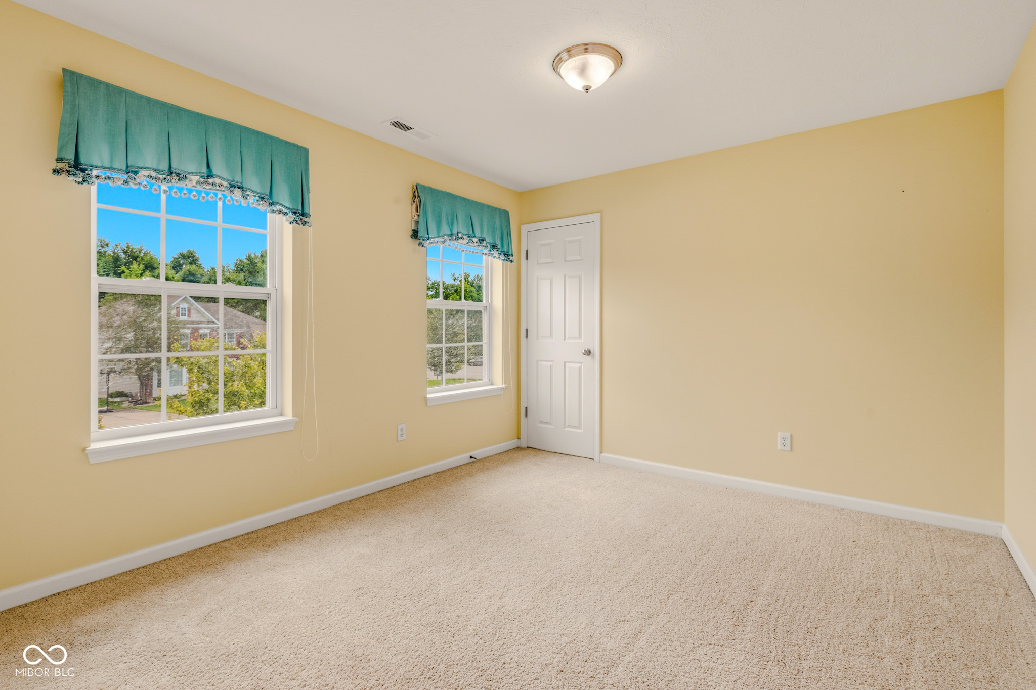 7048 Stoney Ridge Drive Columbus, IN 47201 - Photo 48 of 52 Gallery Image 48