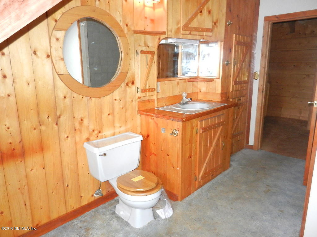 16578 Yellow Bluff Road Jacksonville, FL 32226 - Photo 3 of 21 Bathroom