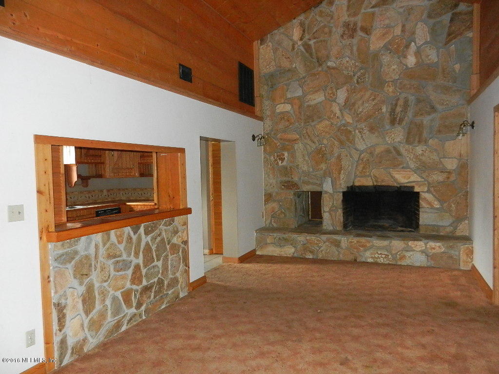 16578 Yellow Bluff Road Jacksonville, FL 32226 - Photo 5 of 21 Fireplace