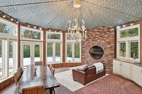 $739,900 | 330 Merriweather Drive, Longmeadow, MA 01106