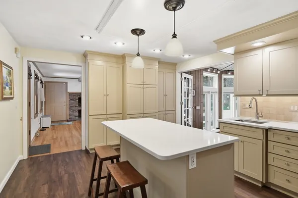 $739,900 | 330 Merriweather Drive, Longmeadow, MA 01106