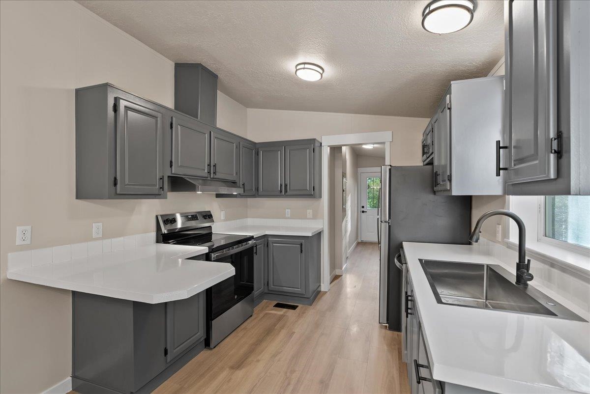 5872 East Allen Road Elk, WA 99009 - Photo 11 of 33