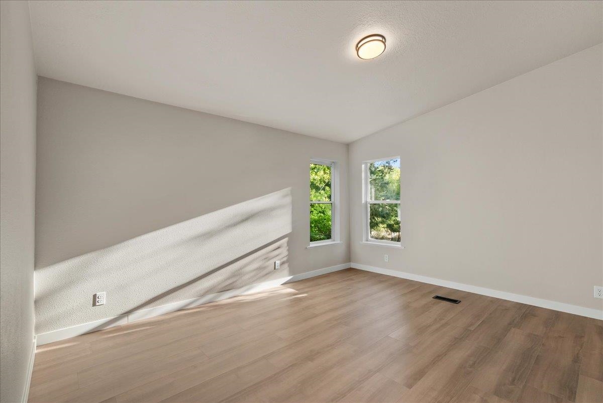 5872 East Allen Road Elk, WA 99009 - Photo 18 of 33